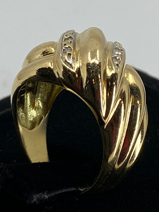 Bague 50 Bague en or jaune, diamants 58 Facettes