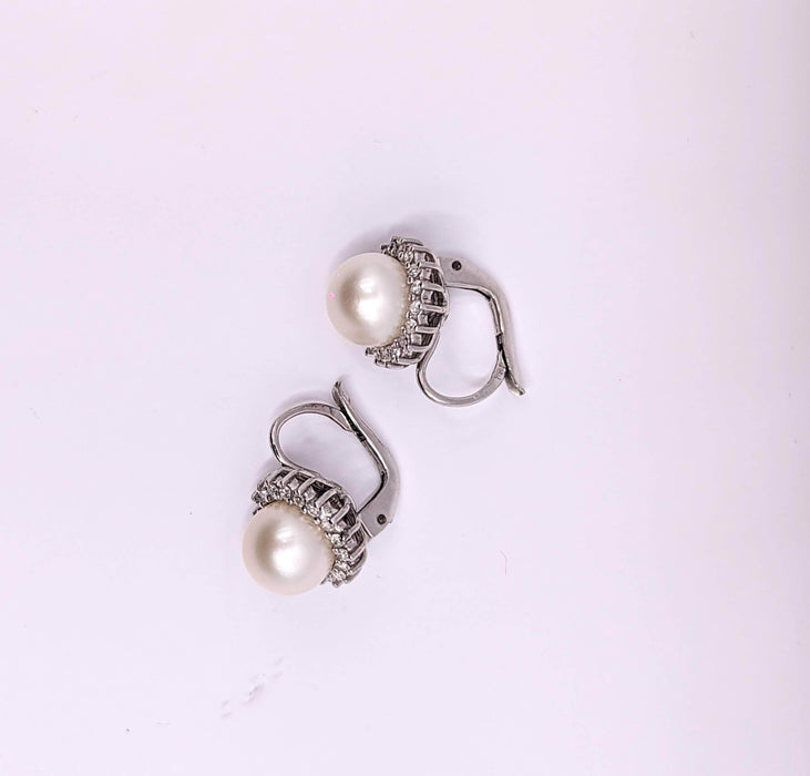 Boucles d'oreilles Dormeuses perles et diamants 58 Facettes