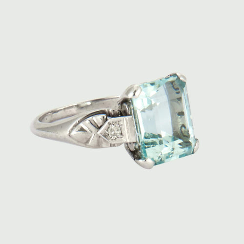 Bague 54 Bague design ART DÉCO des années 1920-30 en or 18 kt avec diamants et aigue-marine 58 Facettes A2491 (602)