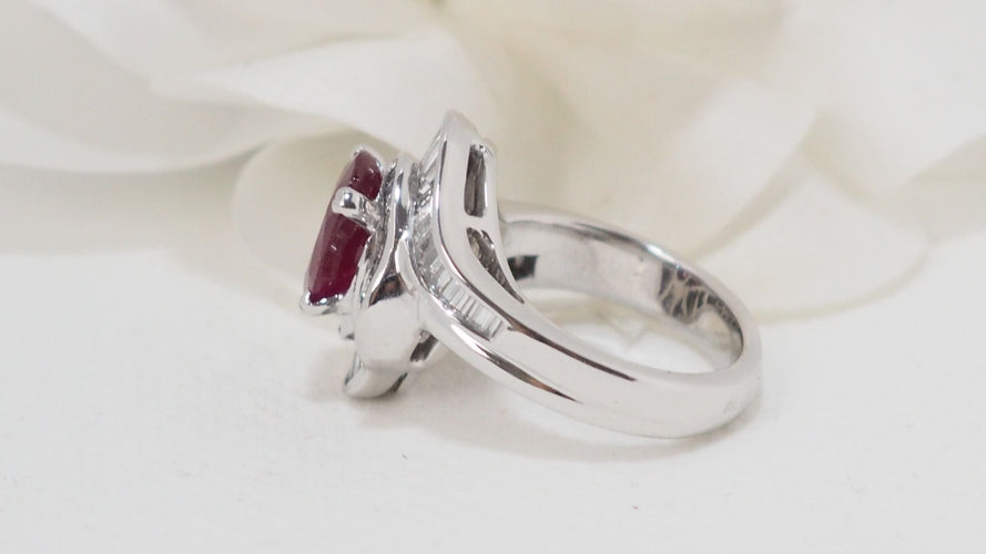 Bague 52 Bague jupe rubis diamants baguette 58 Facettes 32399