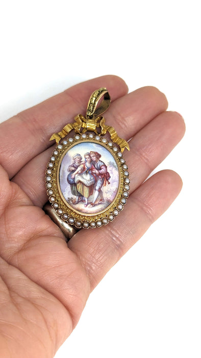 Pendentif Pendentif porte souvenir perles fines et miniature 58 Facettes 1005