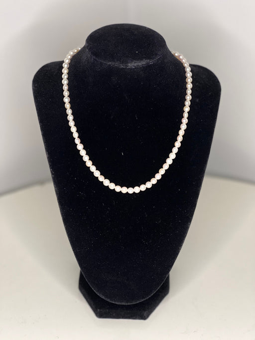 Collier Collier Perles De Culture Fermoir Argent 41,5 Cm Pb 15,86 Gr 58 Facettes