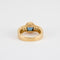 Bague 50 Bague en or jaune, saphir, entourage diamants 58 Facettes