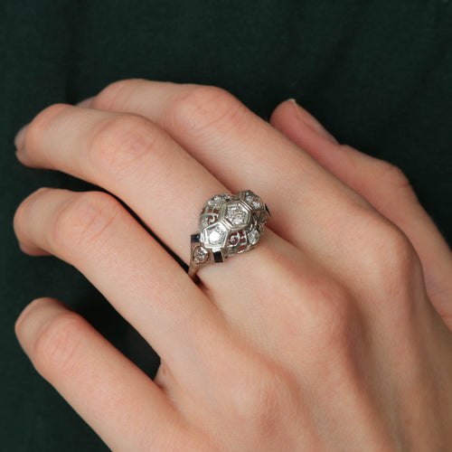 Bague 53 Bague ancienne en or blanc et diamants 58 Facettes P6L11