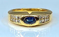 Ring 53 Bangle ring in 18-carat yellow gold, sapphire and diamonds. 58 Facettes AB274