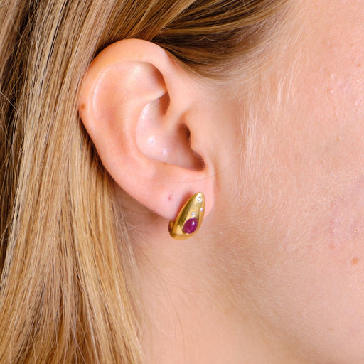 Boucles d'oreilles Boucles d'oreilles pierres rouges cabochon 58 Facettes EL2-94
