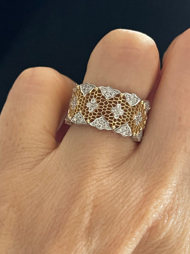 Bague 54 Bague dentelle en or jaune, diamants blancs 58 Facettes