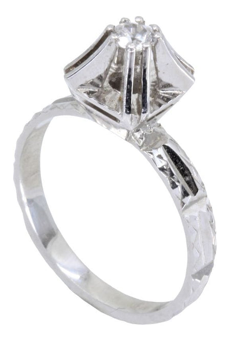 Bague 50 SOLITAIRE MODERNE DIAMANT 0.11 CARAT 58 Facettes 055911