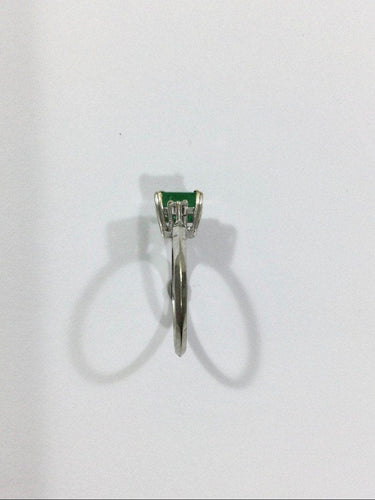 Bague 53 Bague Or Blanc Diamants Et émeraude 58 Facettes