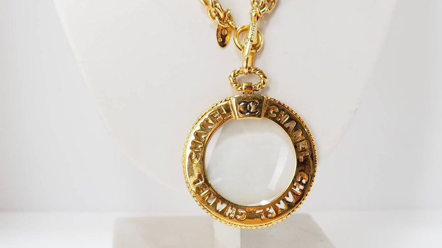 Collier Chanel - sautoir vintage en métal doré 58 Facettes 32118