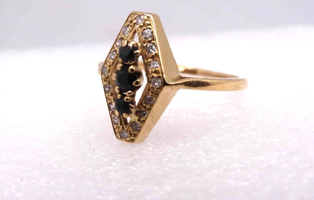 Bague 55 Bague en or jaune, diamants et saphirs 58 Facettes 12464