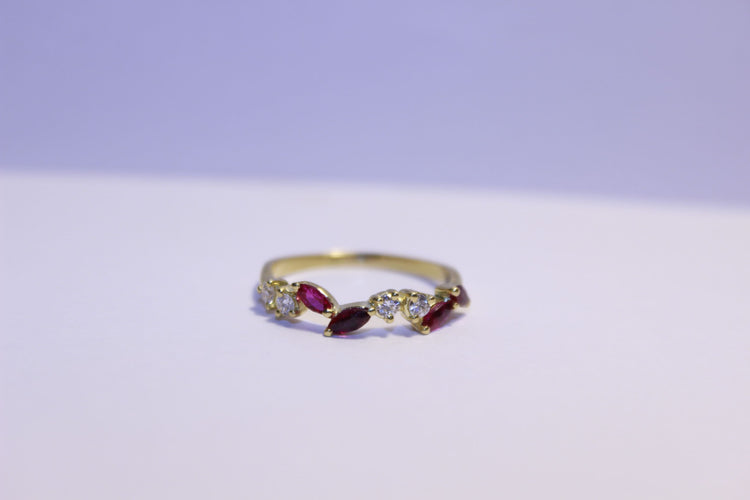 Bague 55 Bague Diamants et Rubis 58 Facettes