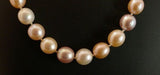 Necklace Pearl necklace, diamond clasp. 58 Facettes