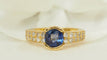 Bague Bague en or jaune, saphir de Ceylan et diamants 58 Facettes F4830
