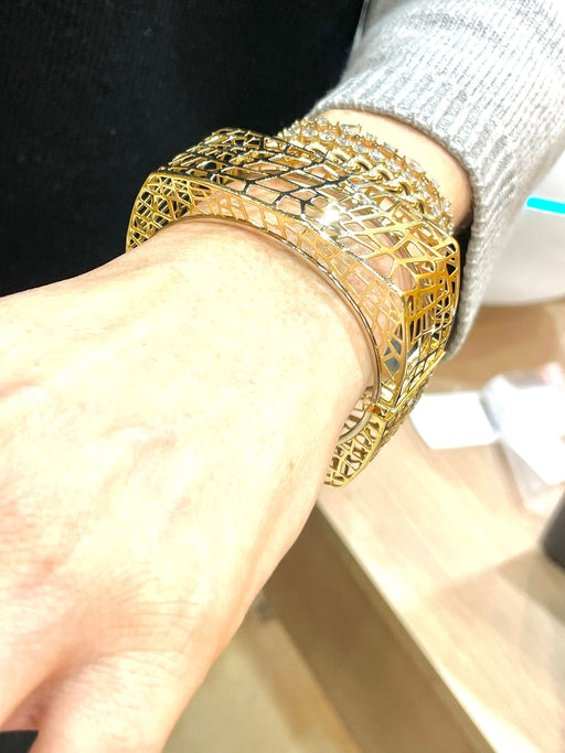 Bracelet Openwork bangle bracelet Gold 58 Facettes