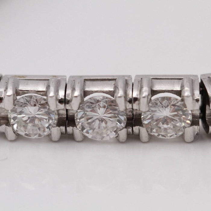 Bracelet Bracelet Rivière en Or Blanc et Diamants 58 Facettes D359535JC