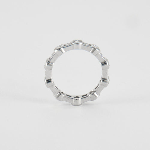 Bague 52 Bague en Or Blanc & diamants 58 Facettes