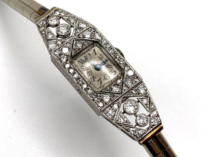 Montre Montre Art Déco diamants 2.44 cts 58 Facettes 07/07 - 16