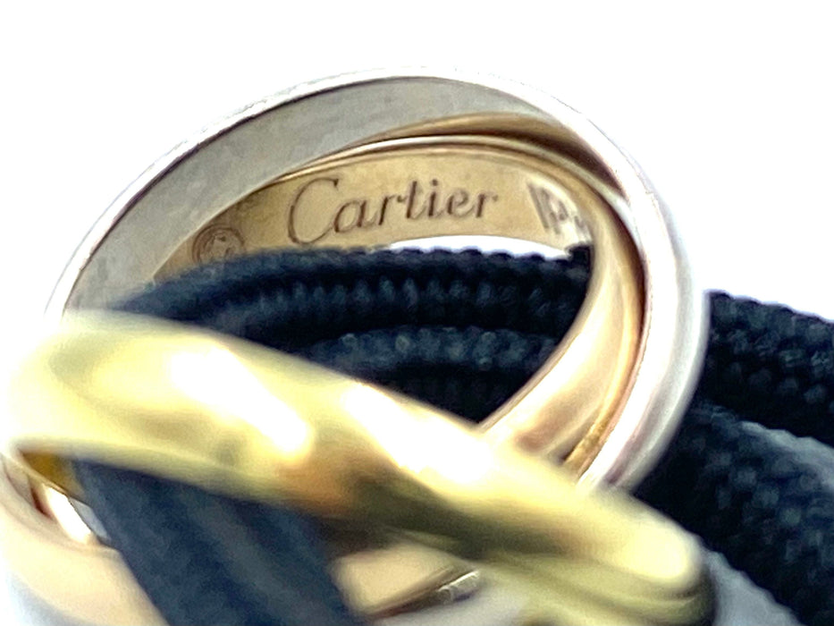 Bracelet CARTIER. Collection Trinity, bracelet cordon et 3 ors 58 Facettes