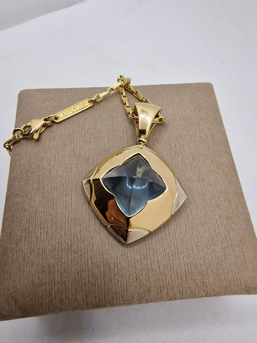 BUVLGARI Pendant - “Pyramid” Necklace and Pendant 2 Topaz Golds 58 Facettes
