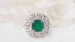 Bague 54.5 Bague en or blanc sertie d'une émeraude et diamants 58 Facettes F4947