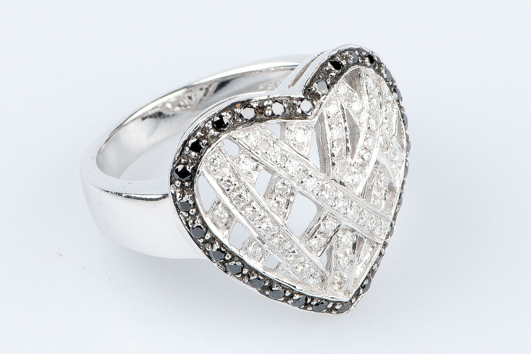 Bague Bague Coeur diamant en or blanc 58 Facettes 111.65702-66