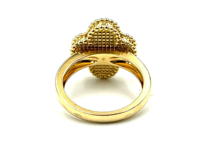 Bague 50 VAN CLEEF & ARPELS. Bague Alhambra vintage or, nacre et diamant 58 Facettes