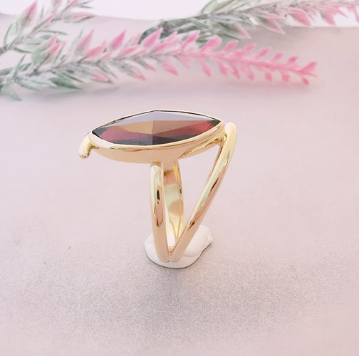 Bague Bague Marquise Grenat Or Jaune 58 Facettes AB 1072