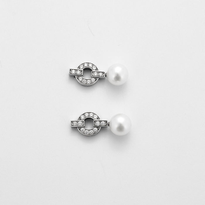 Boucles d'oreilles CARTIER – Boucles d'oreilles Himalaya Perles Diamants 58 Facettes