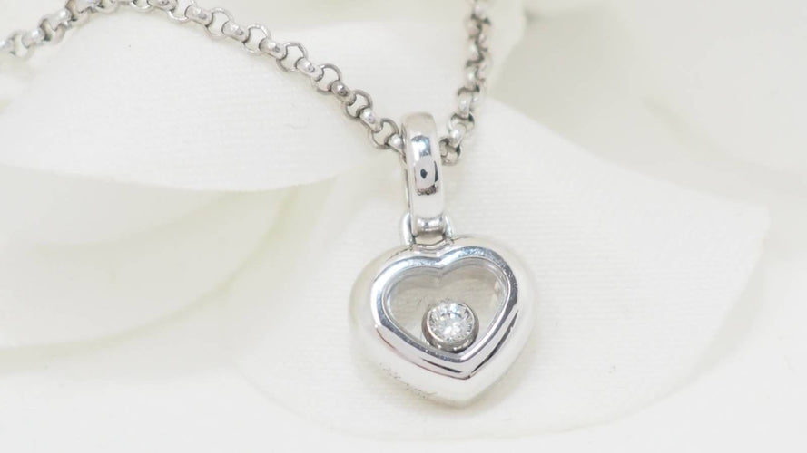 Collier 37cm Chopard - Collier Happy Diamonds cœur en or blanc et diamant 58 Facettes 32410