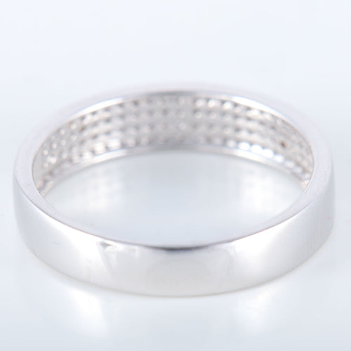 Bague 56 Bague en or blanc pavage diamants 58 Facettes