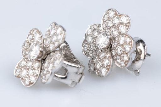 Van Cleef & Arpels earrings - “Cosmos” earrings in white gold and diamonds 58 Facettes BO-VANCLEOD8T-10