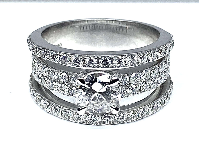 Bague 52 Bague diamant 0.74ct pavage diamants 58 Facettes AB253