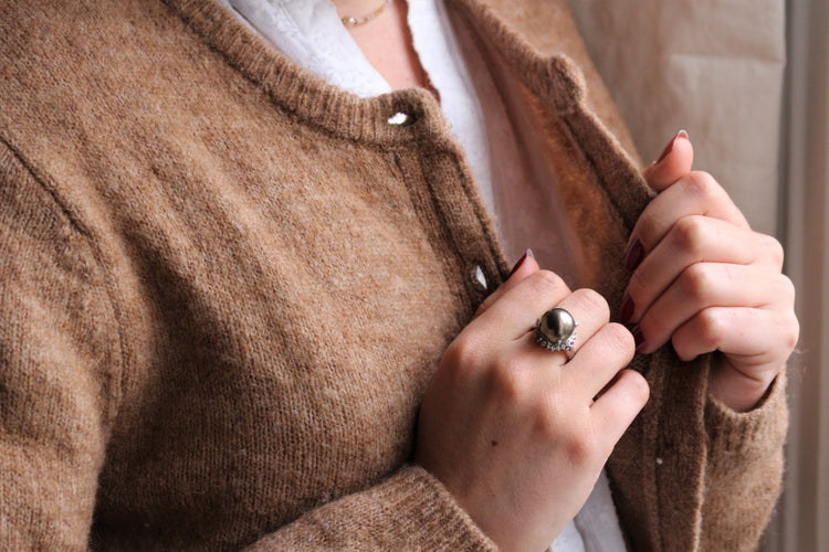 Bague Bague platine et perle grise de Tahiti 58 Facettes 384