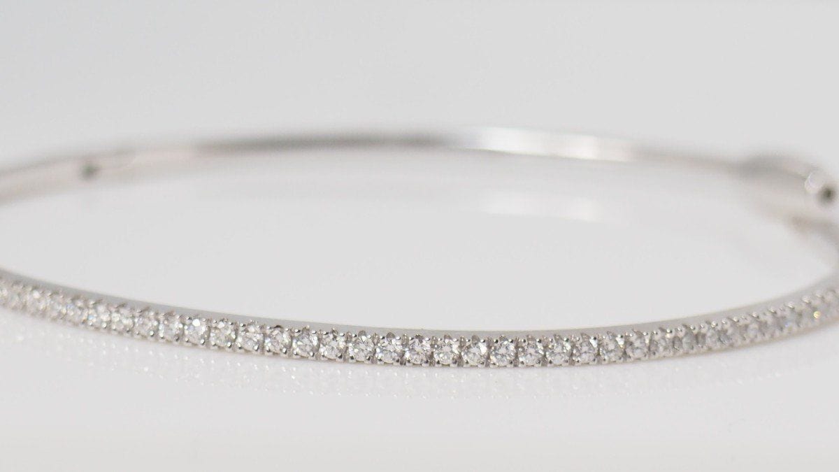 Bracelet Bracelet Jonc Or blanc Diamants 58 Facettes 30939
