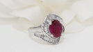 Ring 52 Ruby skirt ring with baguette diamonds 58 Facettes 32399