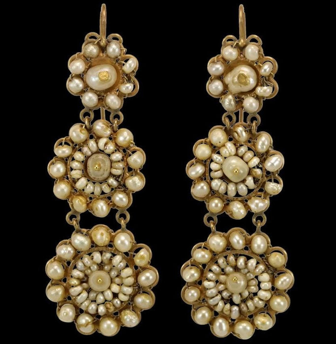 Boucles d'oreilles Boucles d'oreilles dorées perles anciennes 58 Facettes 7434