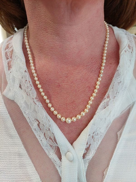 Collier COLLIER DE PERLES EN CHUTE 58 Facettes 065241