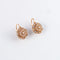 Boucles d'oreilles Paire de dormeuses anciennes, serties de perles 58 Facettes