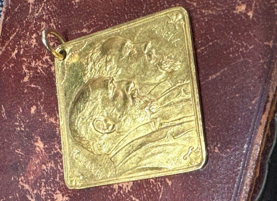 Pendentif Médaille Française d'Honneur Maison Portois 58 Facettes