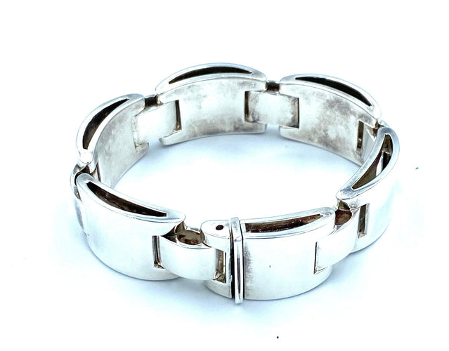 Bracelet HERMES. Bracelet vintage argent 58 Facettes