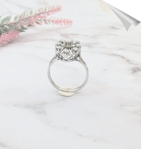 Bague 61.5 Bague Ancienne Diamants Or Blanc 58 Facettes AA 1552