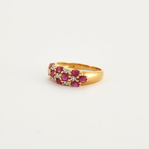 Bague 56 Bague Rubis navette et petits diamants 58 Facettes