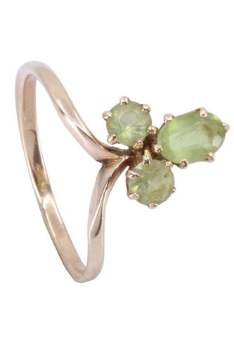 Bague 50 BAGUE ANCIENNE FLEUR DE LYS PÉRIDOTS 58 Facettes 069341