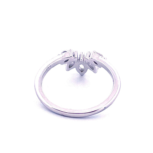 Bague 54 Bague diamants navettes 58 Facettes