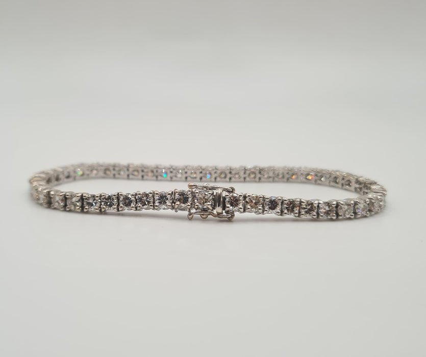 Bracelet Rivière de diamants naturels or blanc 18 carats 58 Facettes