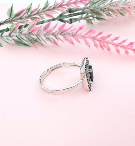 Bague 61 Bague rectangulaire à pans coupés Saphirs Diamants 58 Facettes AA 1591