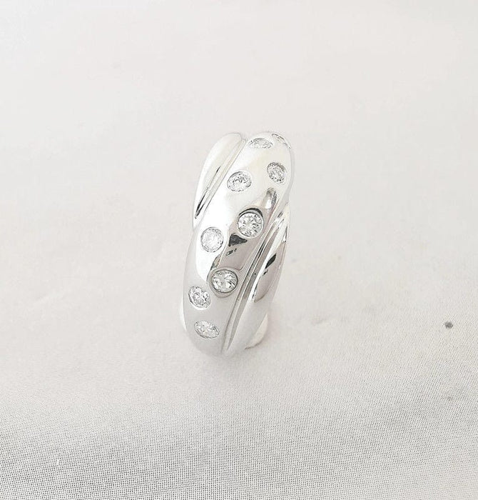 Bague 50.5 Bague Moderne en Or blanc & Diamants 58 Facettes AA 1461