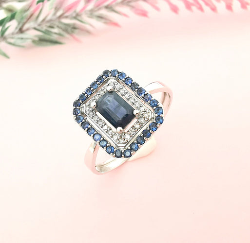 Bague 61 Bague rectangulaire à pans coupés Saphirs Diamants 58 Facettes AA 1591