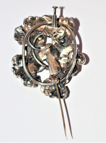 Broche Broche XIXe en argent thème "Oiseau aux ailes déployées" 58 Facettes 414.2